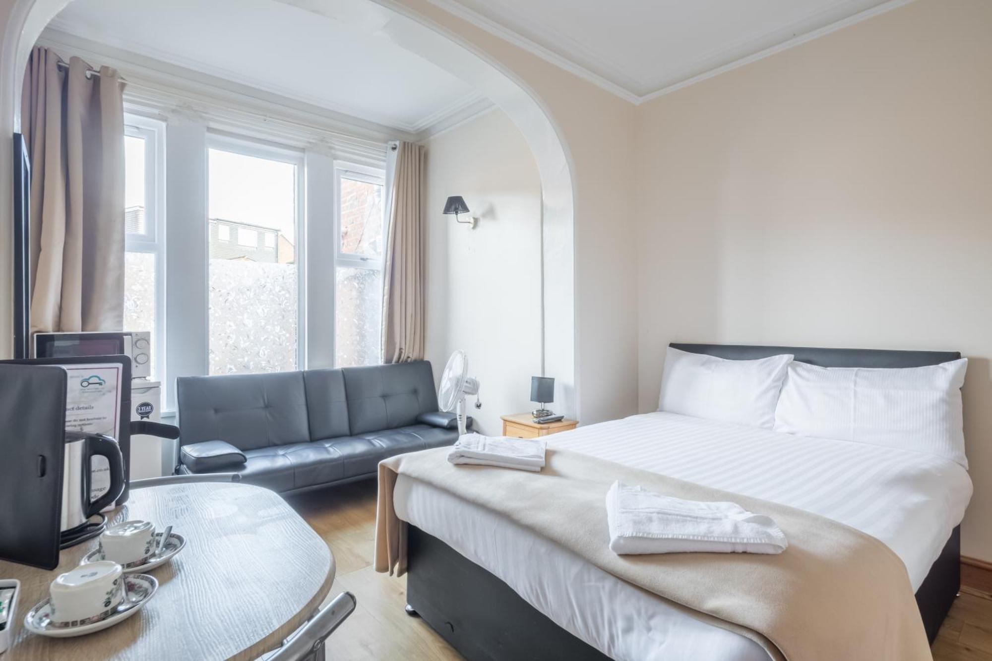Rasa Sayang House - Self-Check-In Guesthouse Оксфорд Экстерьер фото