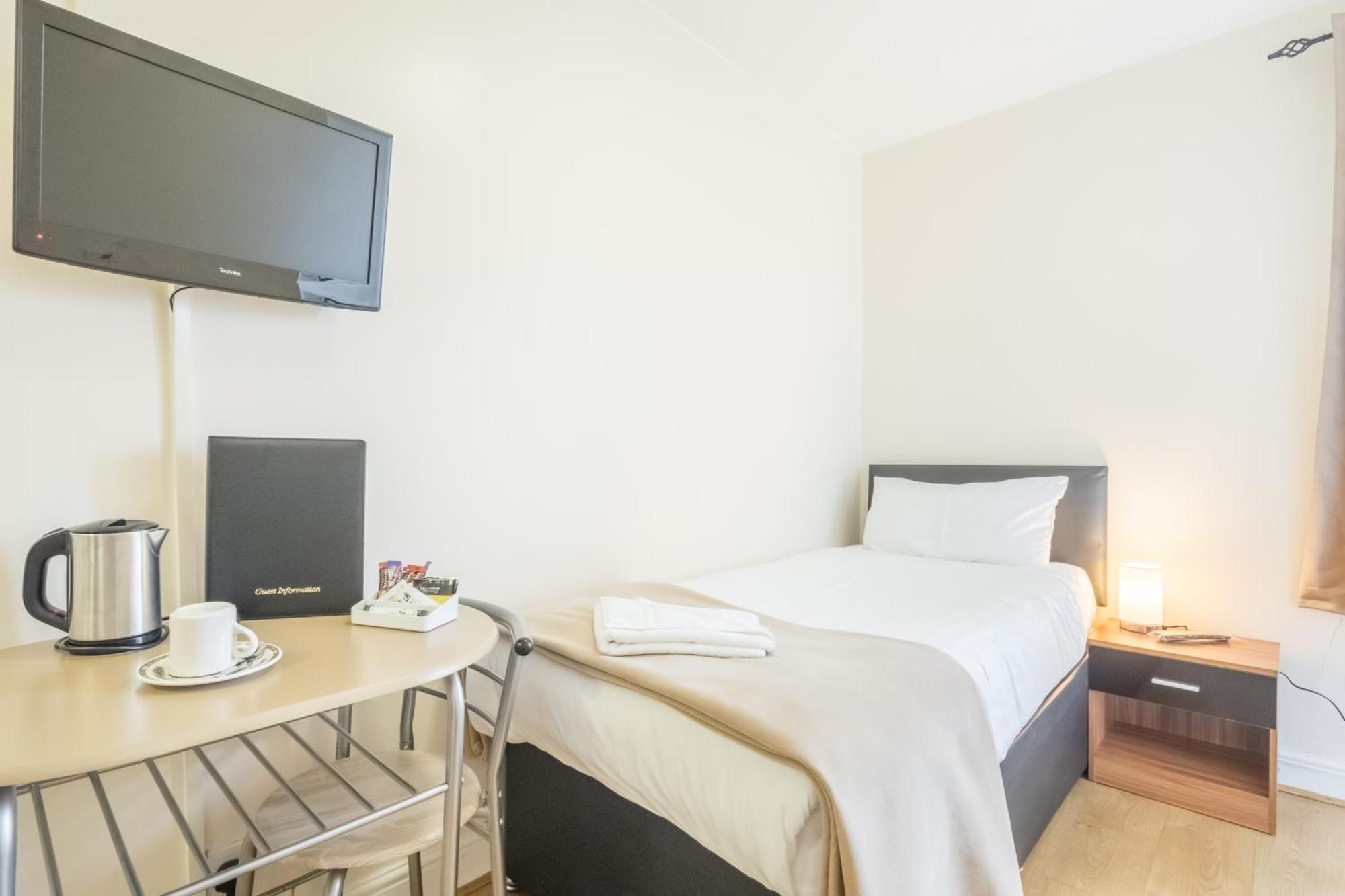 Rasa Sayang House - Self-Check-In Guesthouse Оксфорд Экстерьер фото